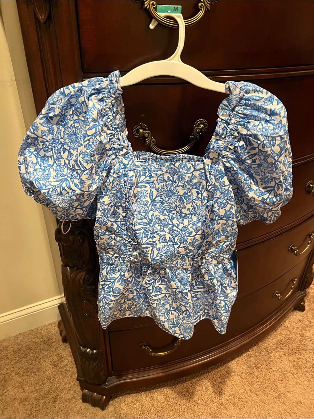 CeCe White and Blue Floral Puff-Sleeve Blouse